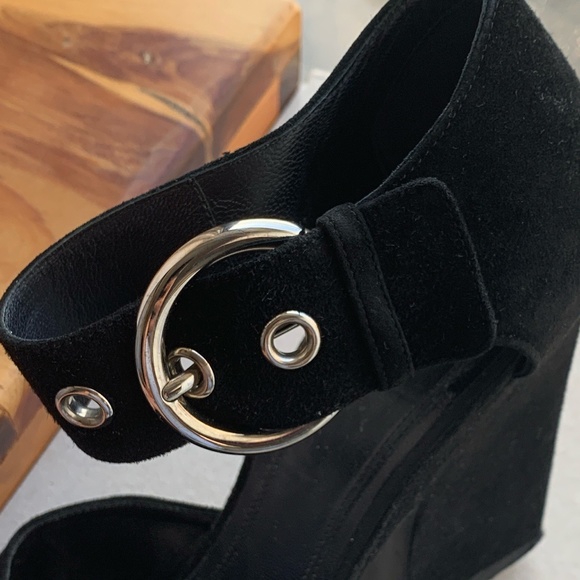 Celine Black Suede Pumps - Picture 2 of 4